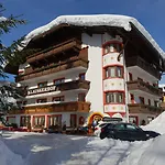 酒店 兰德豪斯克劳斯奈霍夫贾尼酒店