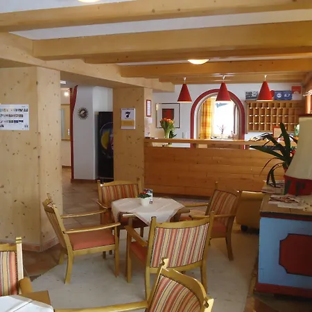 Отель Klausnerhof Garni