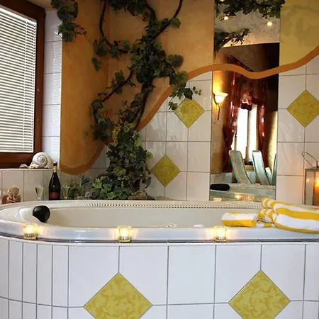 Landhaus Klausnerhof Garni Seefeld in Tirol