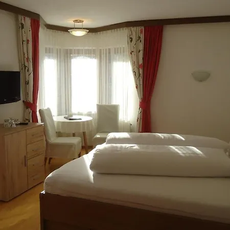 Landhaus Klausnerhof Garni Hotel 3*