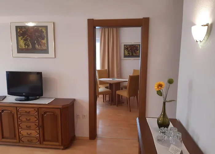 Klausnerhof Garni Hotel Seefeld in Tirol