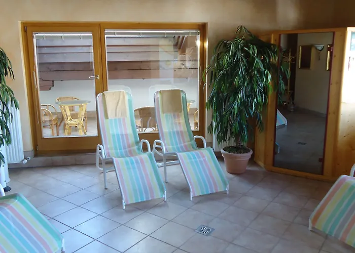 ホテル ランドハウス クラウズナホフ ガルニ 3*