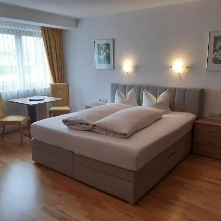 Klausnerhof Garni Szálloda Seefeld in Tirol